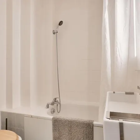 Espléndido apartamento de 3 habitaciones - Parc des Buttes-Chaumont Apartamento *